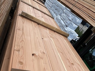 Ca. 144x Douglas Wisselsponning/Halfhoutsrabat, 18x190mm, lengte 500cm